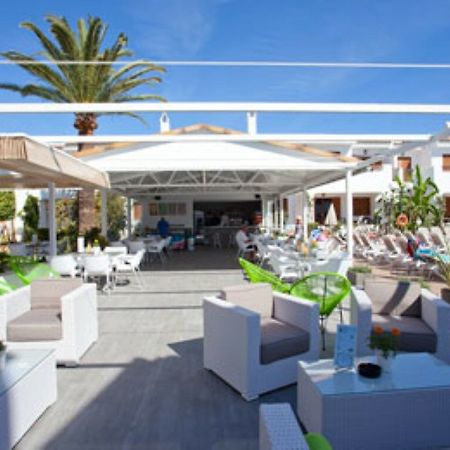 Apartamentos Cristina Villas Кала Милор Екстериор снимка