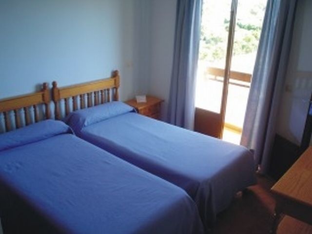 Apartamentos Cristina Villas Кала Милор Екстериор снимка